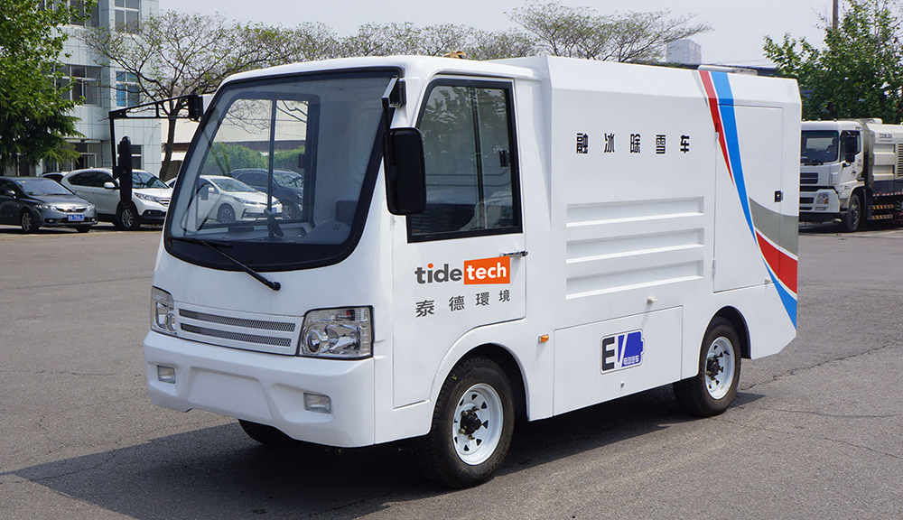 除雪融冰车 除雪融冰车